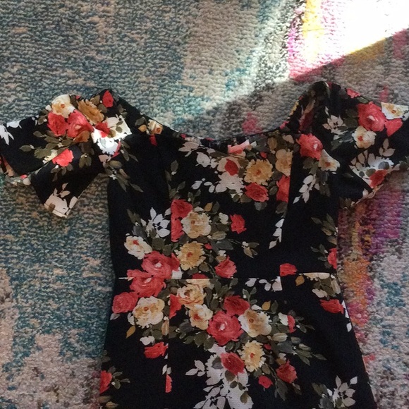 Floral maxi dress - Picture 3 of 6